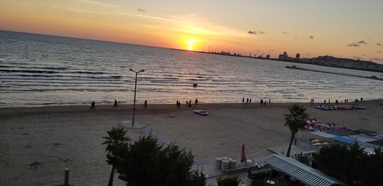 Hotel 3 Vellezerit Durrës 외부 사진