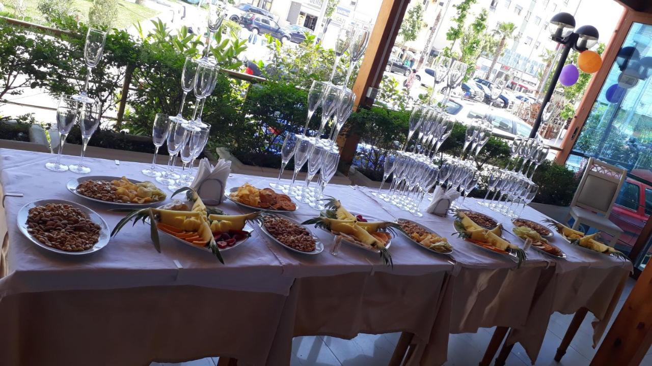 Hotel 3 Vellezerit Durrës 외부 사진